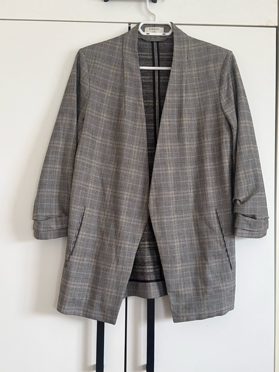 Babaton Jackets & Blazers - Babaton Gray Plaid Open-Front Blazer